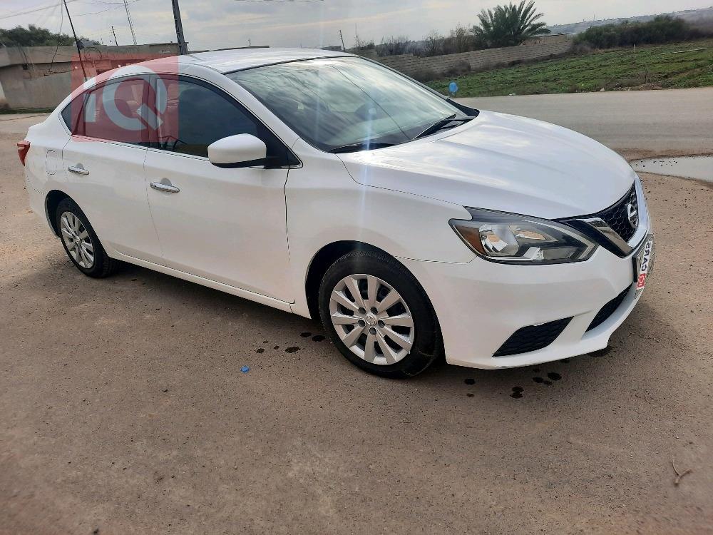 نيسان سنترا